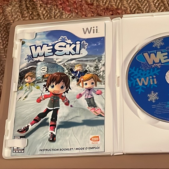 Wii Nintendo - We Ski - 2008 Bandai Namco Games - Picture 9 of 9